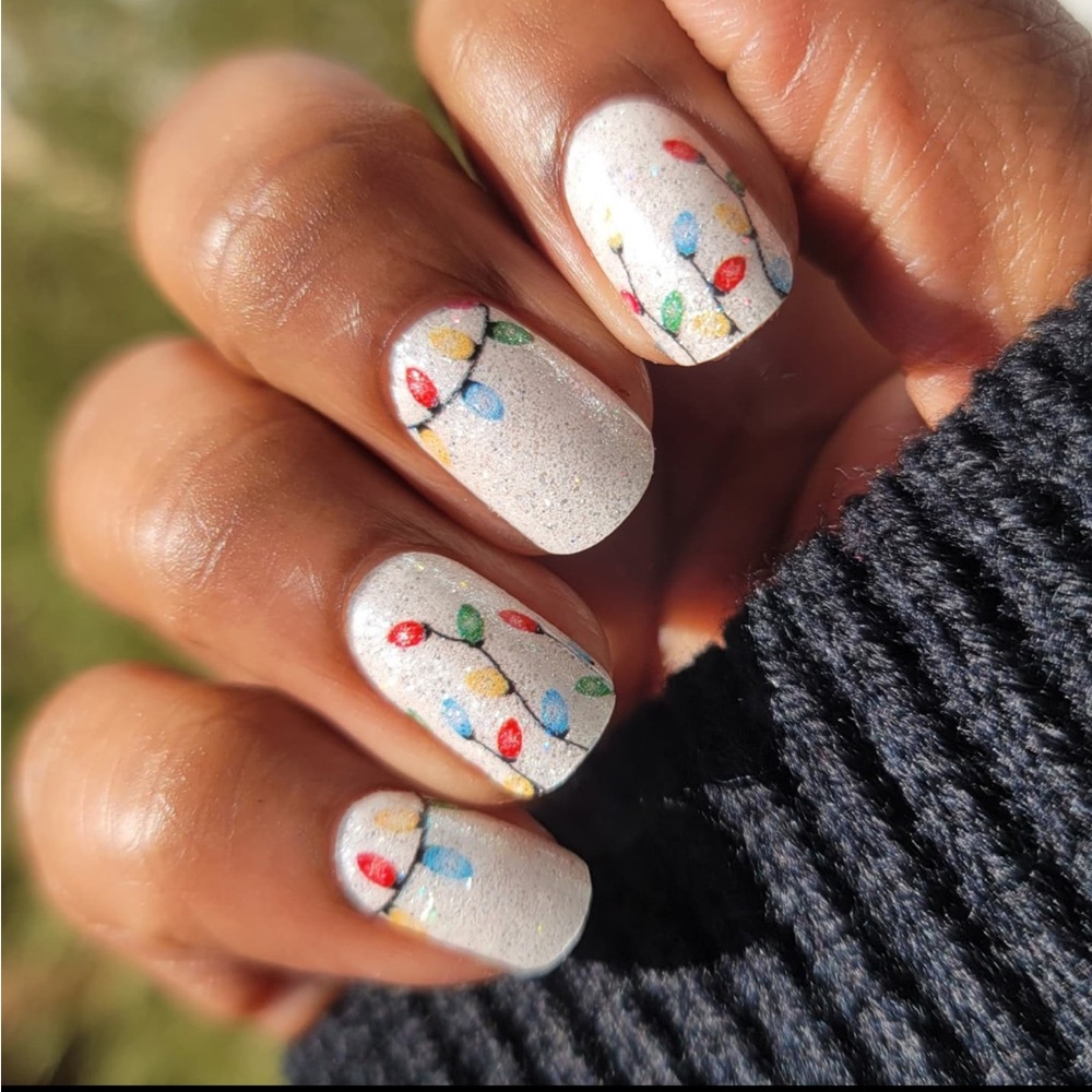 *Retired* Color Street: Light the Night | Christmas Holiday Winter Silver - Picture 2 of 9